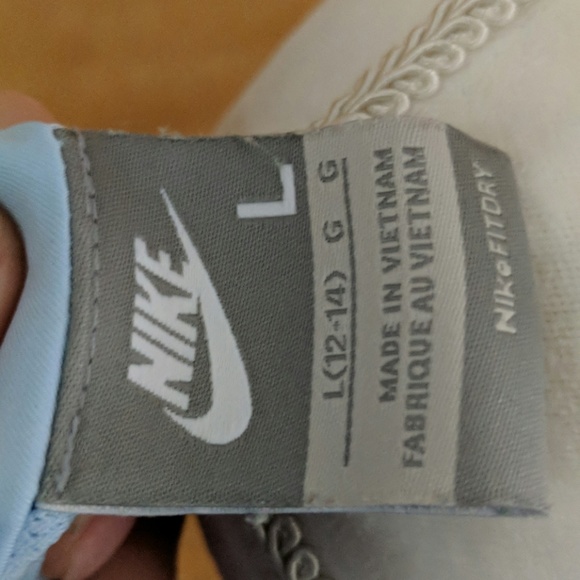 Nike jacket like new - Picture 4 of 4